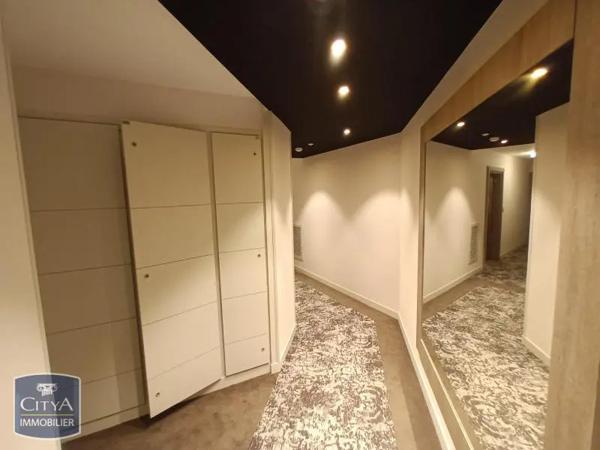Appartement à louer 2 pièces 44.67m² Suresnes (92150)