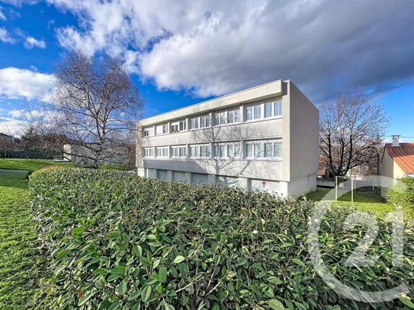 Appartement F4 à vendre  4 pièces - 74 m2 RIOM - 63