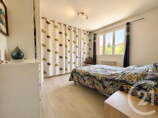 Maison à vendre  3 pièces - 81 m 2   AIXE SUR VIENNE  - 87