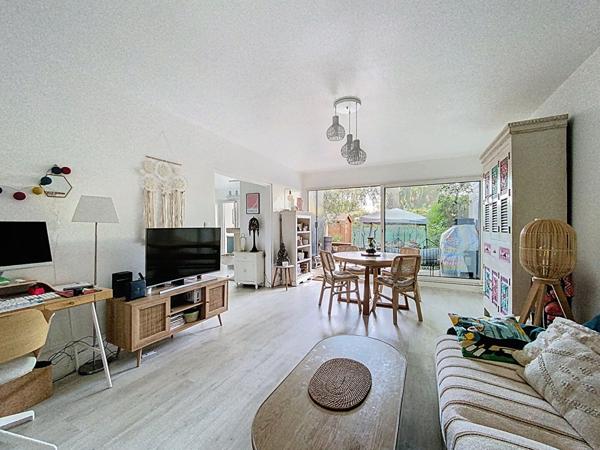 Appartement 3 pièces de 75.94 m² - Saint-Germain-en-Laye / Fourqueux