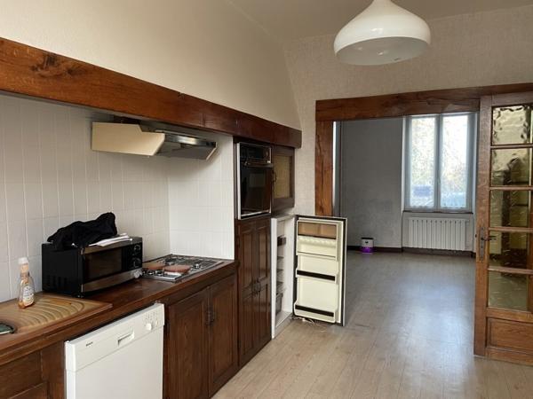 Maison à vendre |  Bourganeuf |  6 pièces | 216 m²