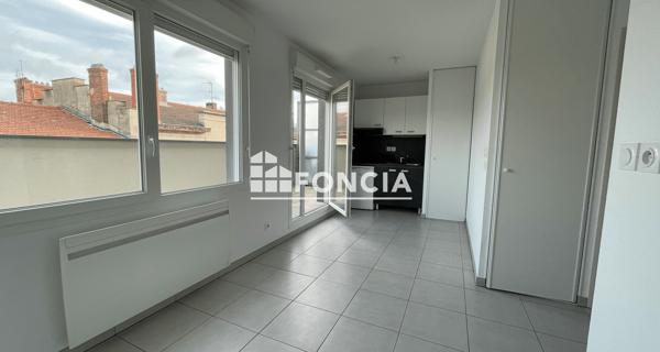 Location Studio 22.08 m² - Givors 69700