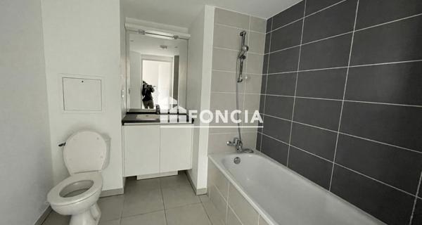 Location Studio 22.08 m² - Givors 69700
