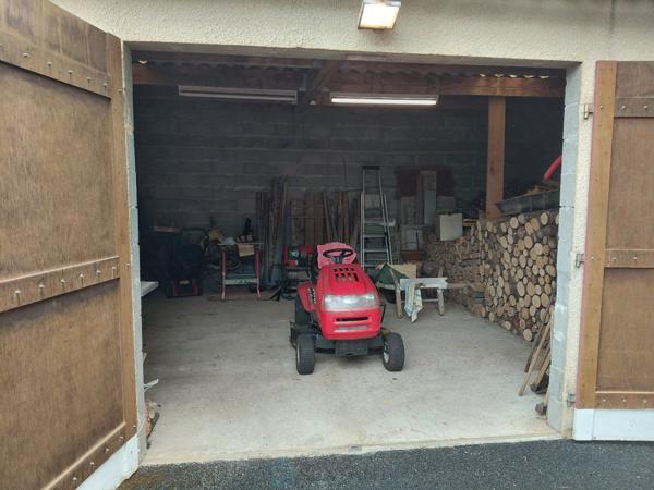 Dordogne - Ancienne maison garde barrière
