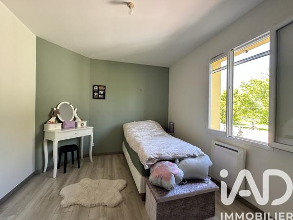 Maison à vendre 6 pièces 120 m² Villefagnan