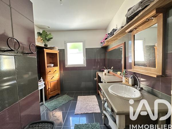 Maison à vendre 6 pièces 120 m² Villefagnan