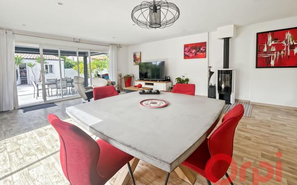 Maison à vendre    5 pièces •  Sauvian