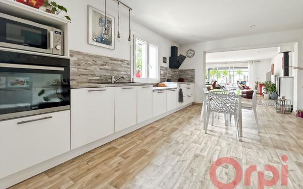Maison à vendre    5 pièces •  Sauvian