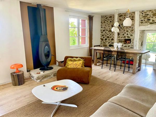 Immobilier Beaux (43200) – Maison 270m2 – 399 000 €