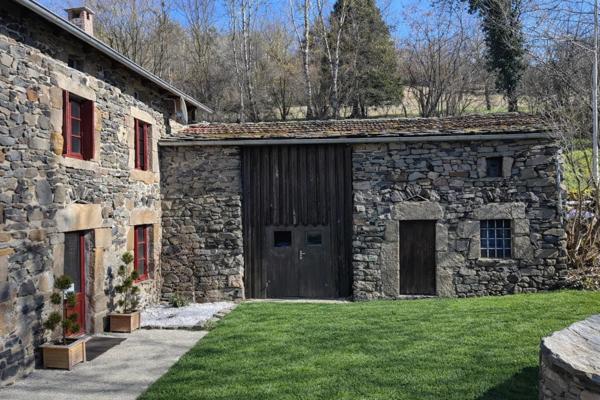 Immobilier Beaux (43200) – Maison 270m2 – 399 000 €