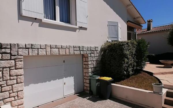 Maison à vendre    4 pièces • 106,80 m2 Saint-Georges-de-Didonne