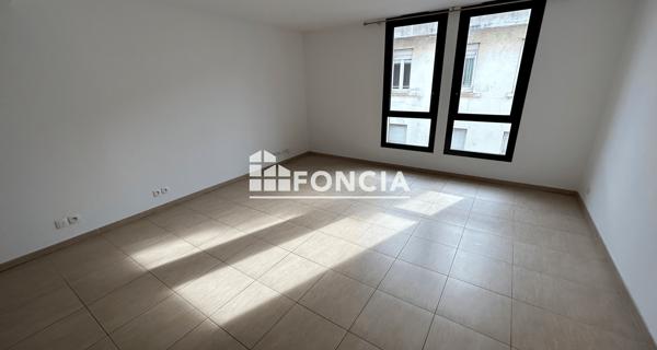 Location Studio 35.84 m² - Valence 26000