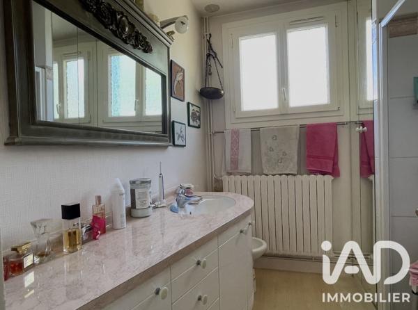 Maison à vendre 4 pièces 76,2 m² Mauzé-sur-le-Mignon