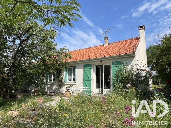 Maison à vendre 4 pièces 76,2 m² Mauzé-sur-le-Mignon
