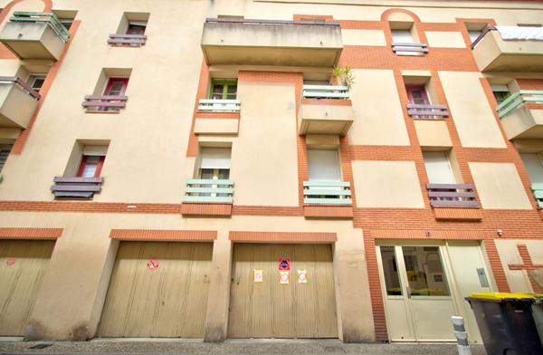 AGEN CENTRE - Appartement meublé et rénové au sein d'une résidence sécurisée en centre-ville