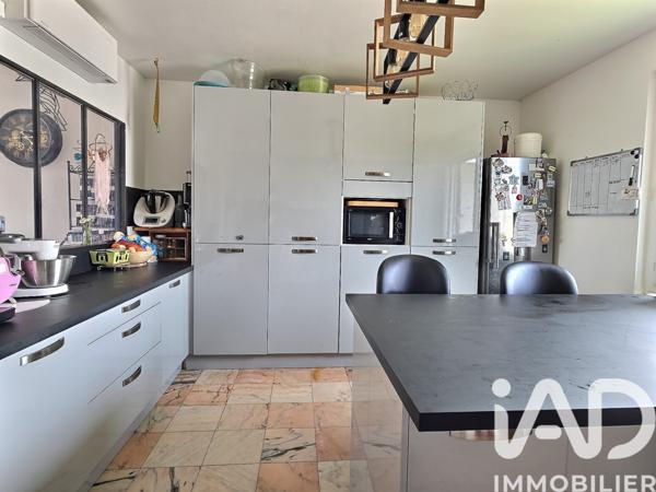 Maison à vendre 7 pièces 187 m² Salles