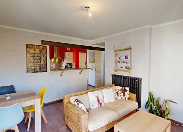 Appartement à louer    3 pièces • 66,85 m2    Rodez