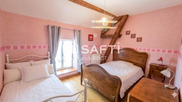 Maison de 251m2 sur 2457m2 de terrain
