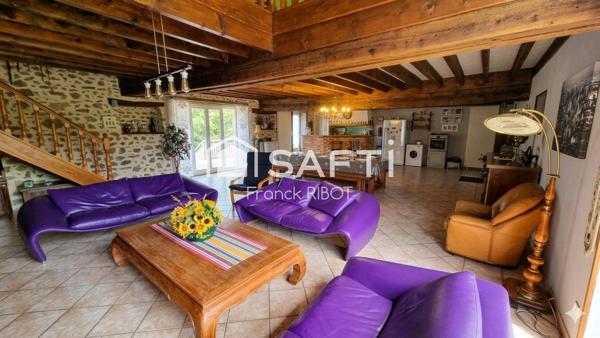 Maison de 251m2 sur 2457m2 de terrain
