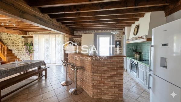 Maison de 251m2 sur 2457m2 de terrain