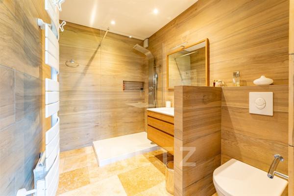 Aux portes de Saint-Rémy-de-Provence, propriété d’exception de 320 m² dans un écrin paysager de plus