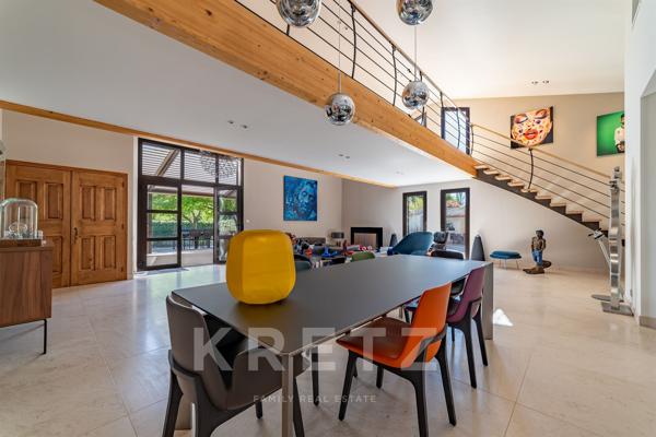 Aux portes de Saint-Rémy-de-Provence, propriété d’exception de 320 m² dans un écrin paysager de plus