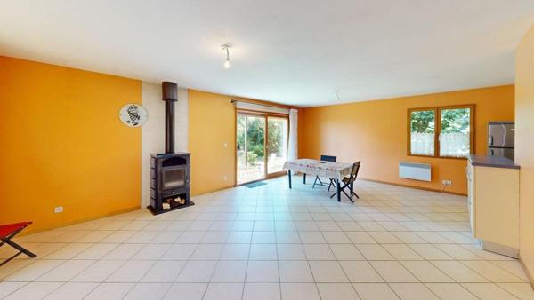 MAISON TRADITIONNELLE CRANVES SALES CAMPAGNE