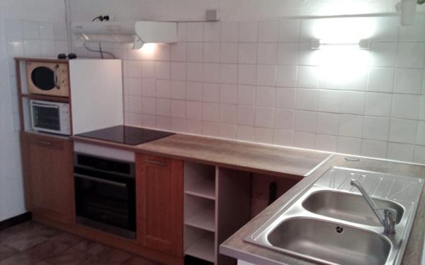 Immeuble à vendre    10 pièces • 346 m2 Robiac-Rochessadoule