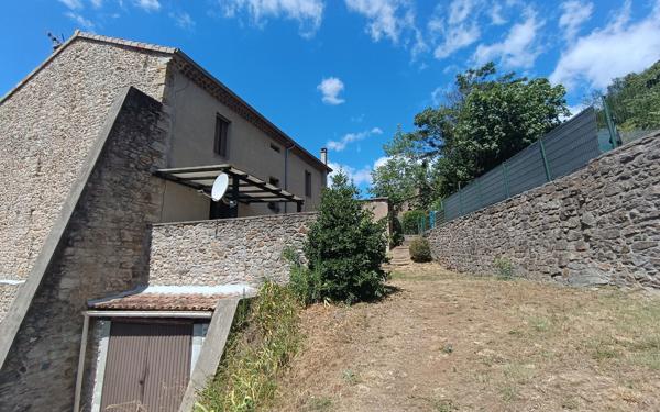 Immeuble à vendre    10 pièces • 346 m2 Robiac-Rochessadoule