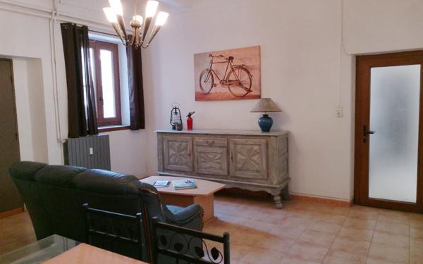 Immeuble à vendre    10 pièces • 346 m2 Robiac-Rochessadoule