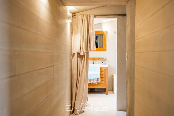 Ancien chai à la romantique métamorphose