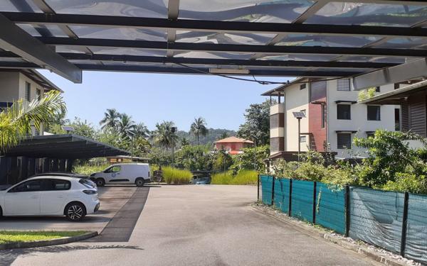 Appartement à vendre    3 pièces •  Cayenne