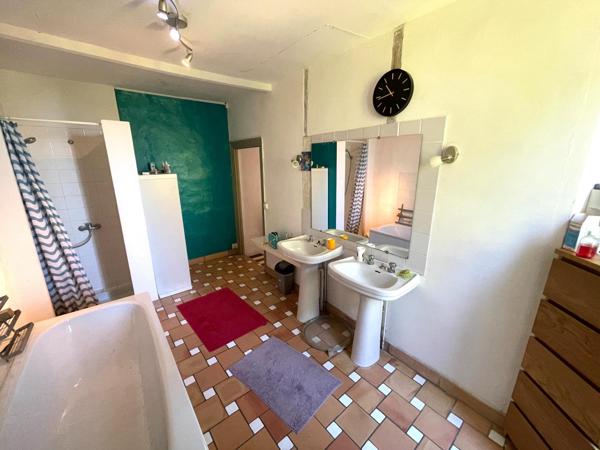 Maison de village en pierre