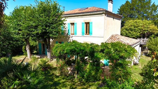 Maison de village en pierre