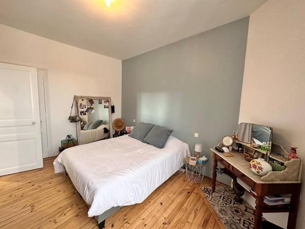 Clermont-Ferrand, Appartement de 54 m 2 de 830 € CC