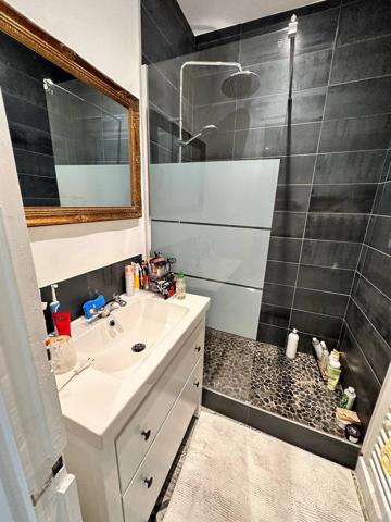 Clermont-Ferrand, Appartement de 54 m 2 de 830 € CC