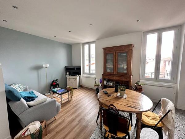 Clermont-Ferrand, Appartement de 54 m 2 de 830 € CC