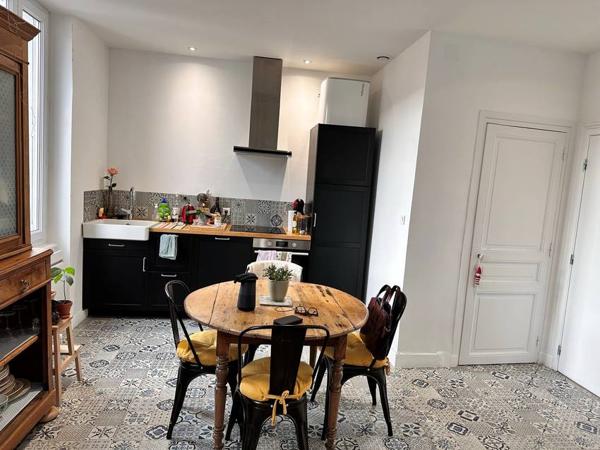 Clermont-Ferrand, Appartement de 54 m 2 de 830 € CC
