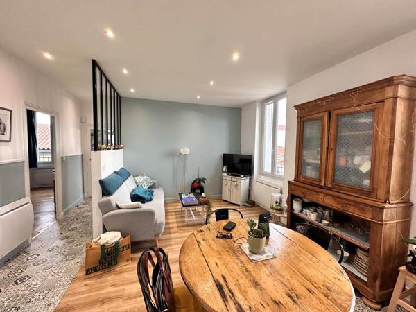 Clermont-Ferrand, Appartement de 54 m 2 de 830 € CC