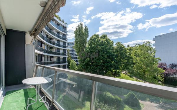 Appartement à vendre    1 pièce • 28,94 m2 Saint-Maurice