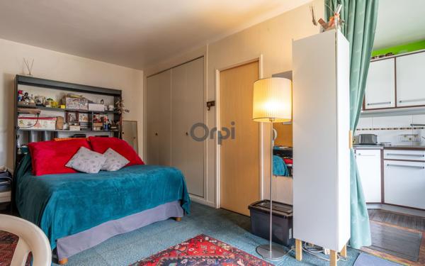 Appartement à vendre    1 pièce • 28,94 m2 Saint-Maurice