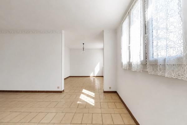 AIX-EN-PROVENCE – PIGONNET – Grand Appartement de 97 m² – 3 chambres