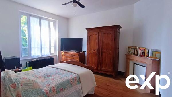 Sennecey-le-Grand (71) - Maison de 125m² dans parc arboré