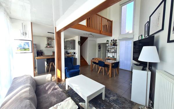 Appartement à vendre    4 pièces • 93,30 m2 Juvisy-sur-Orge