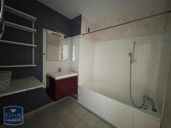 Appartement à louer 2 pièces 54.47m² Dijon (21000)