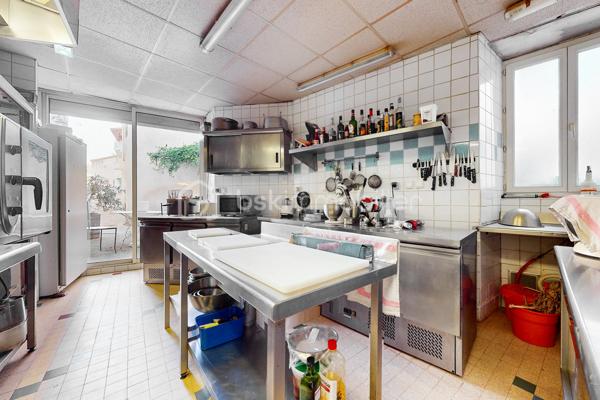 Immeuble commercial de 495 m²