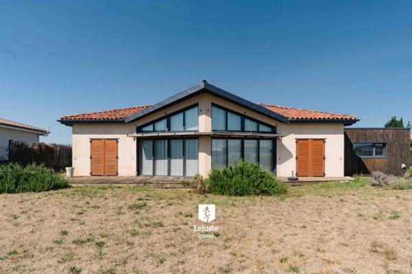 Maison d’architecte écologique et très économe en énergie