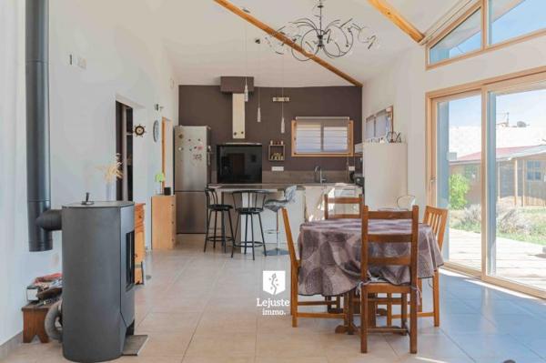 Maison d’architecte écologique et très économe en énergie