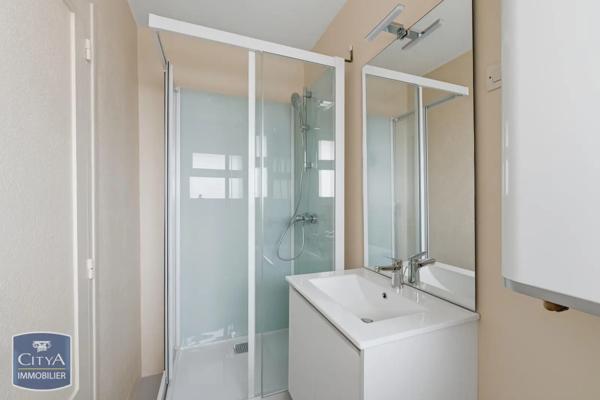 Appartement à louer 2 pièces 38.72m² Vichy (03200)