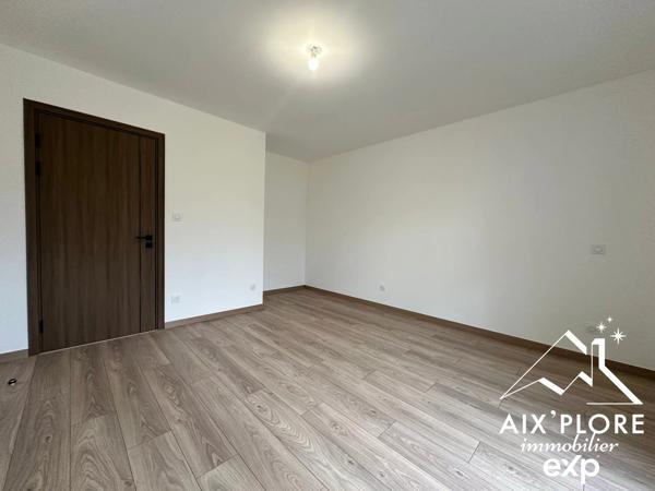 VENTE – APPARTEMENT T4 DE STANDING – GRÉSY-SUR-AIX 105,46 m² – Traversant Nord/Sud – 1er étage